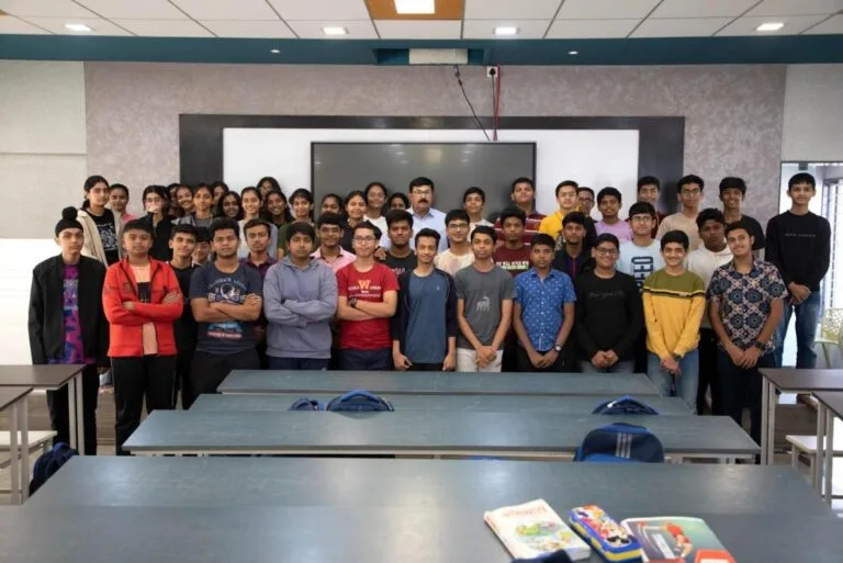 Bora Classes – Classroom